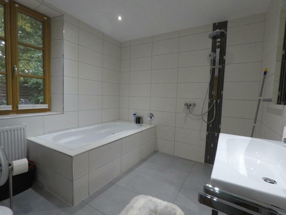 Ferienwohnung Auf Dem Sturmhof Grefrath Bagian luar foto