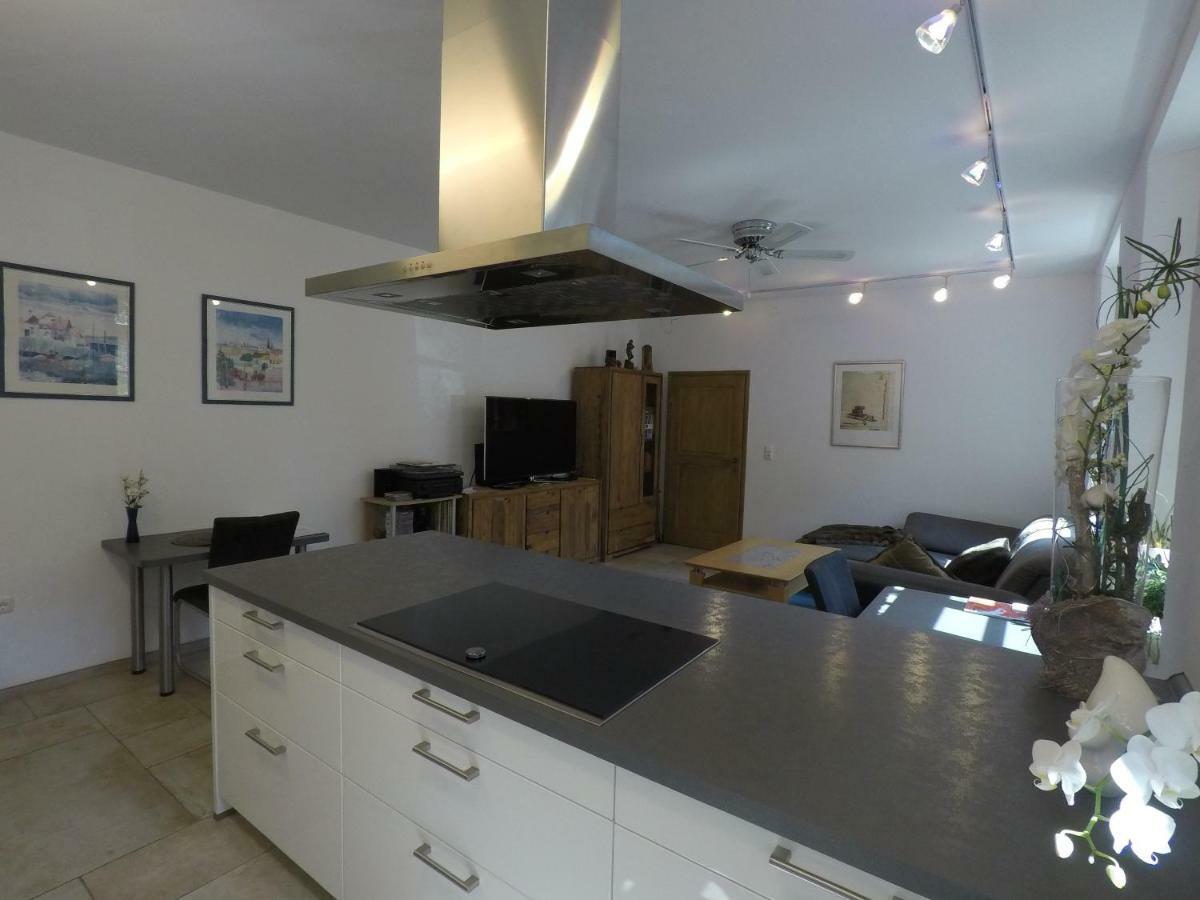 Ferienwohnung Auf Dem Sturmhof Grefrath Bagian luar foto